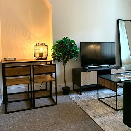 Entire Apartment Tonbridge Centre 外观 照片