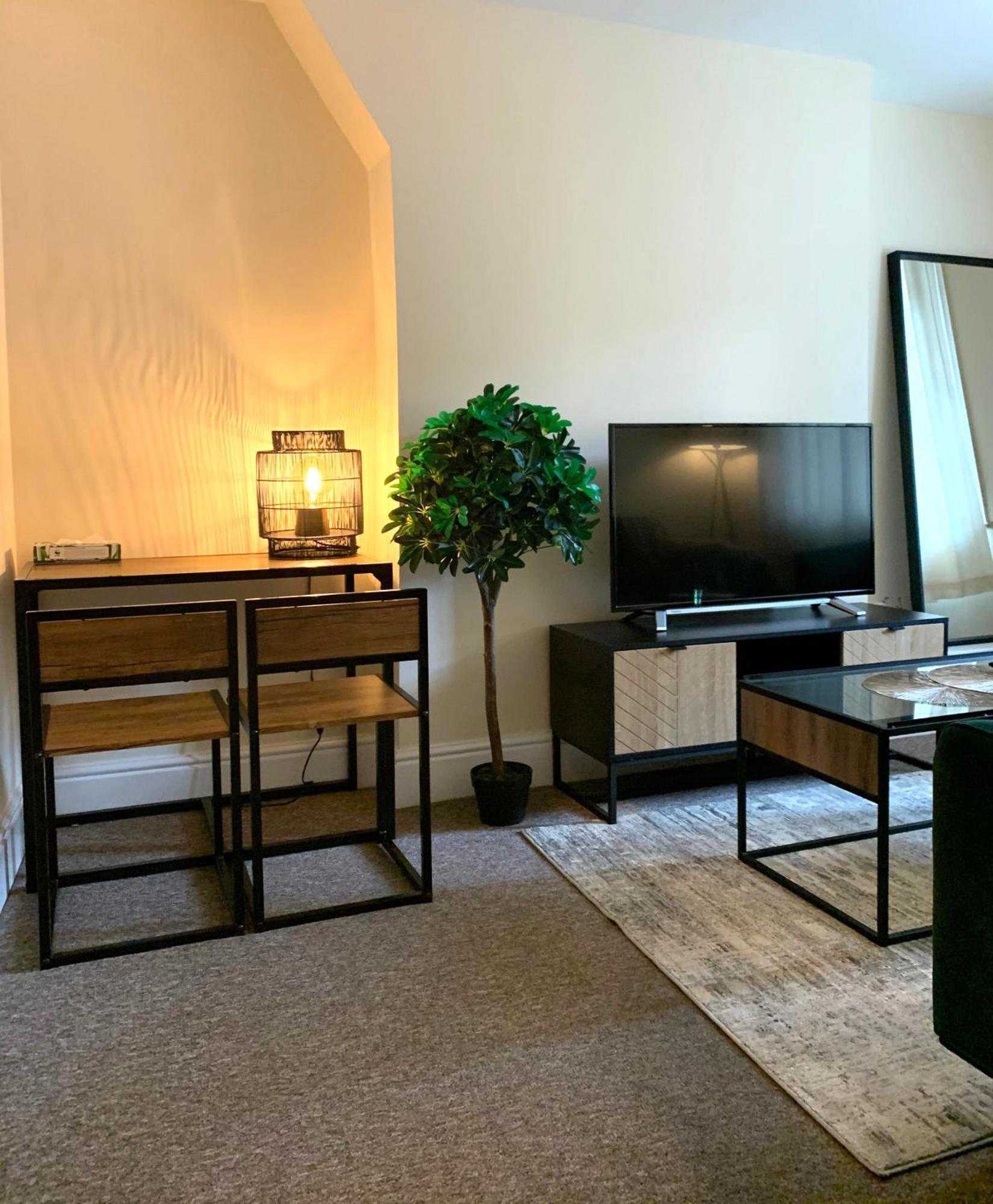Entire Apartment Tonbridge Centre 外观 照片